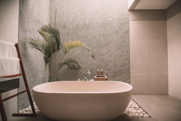 10 tendances incontournables pour votre salle de bain en 2023
